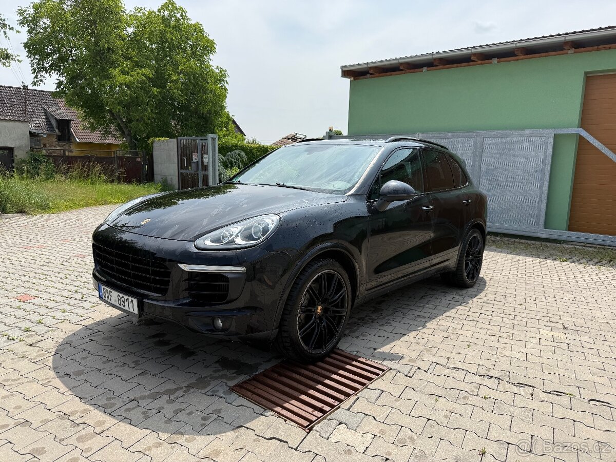 Porsche Cayenne 4.2TDi V8 S 283kW - r.v. 4/2015