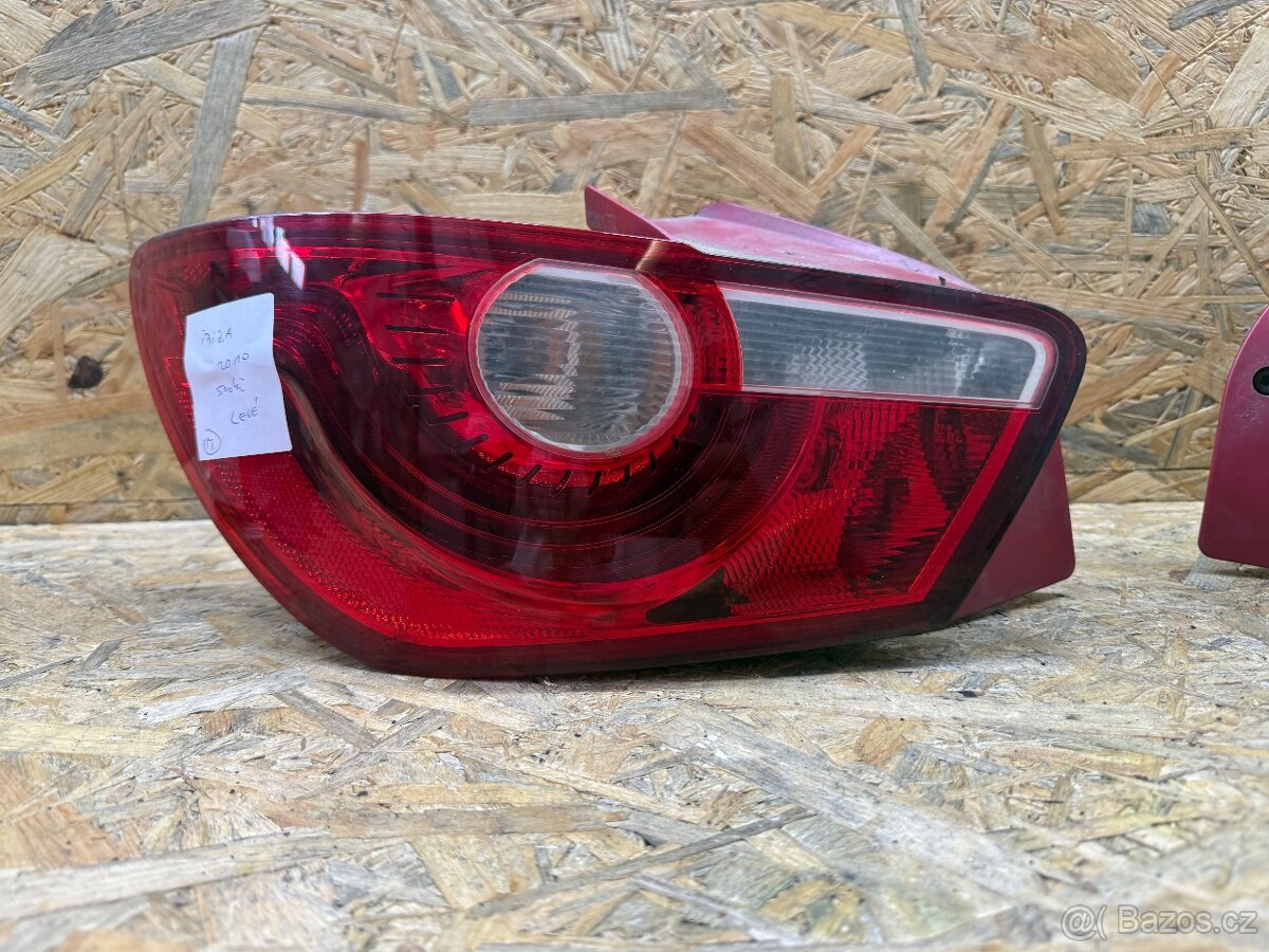 Leve zadni svetlo Seat Ibiza 2010