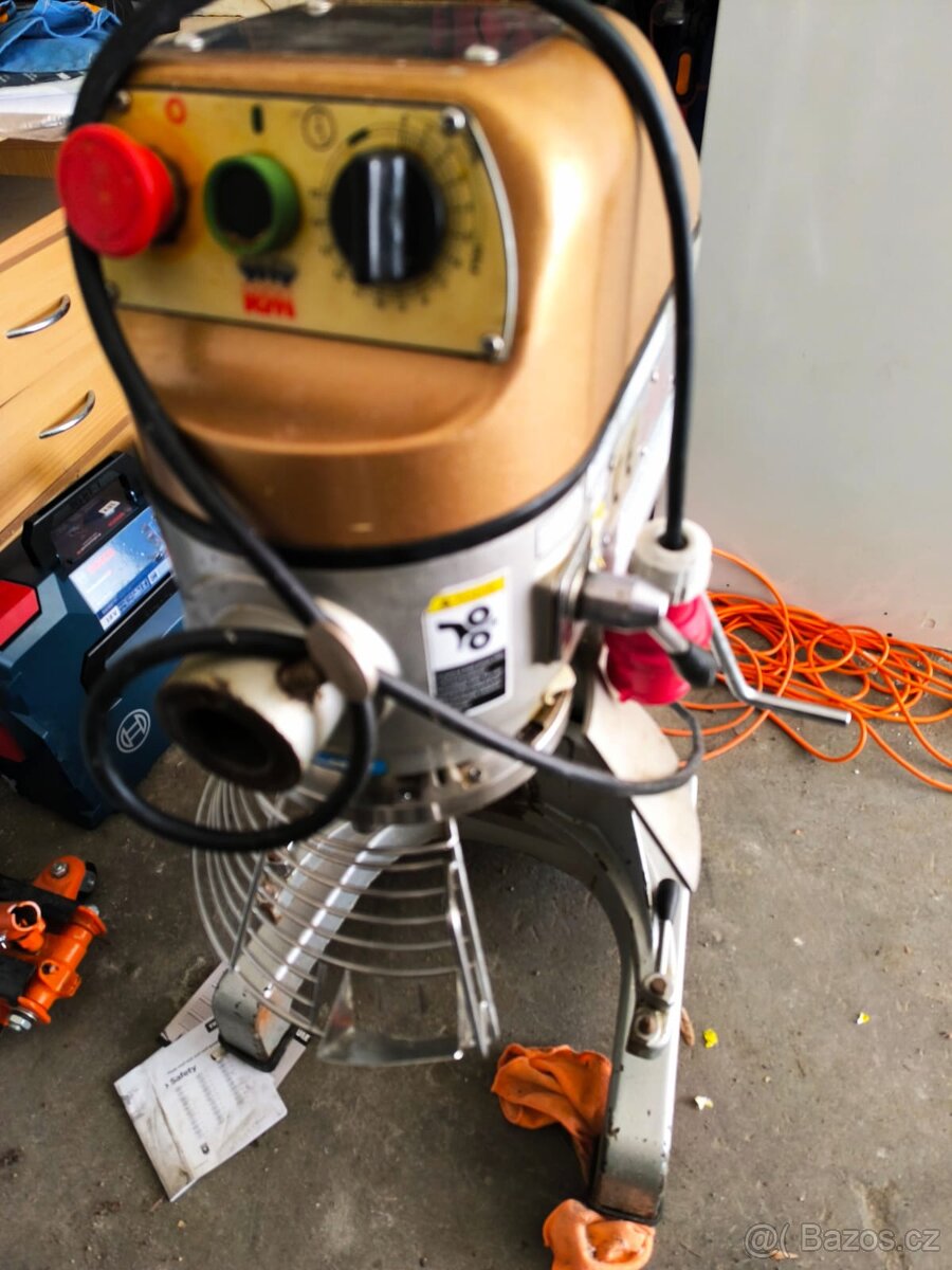 Kuchyňský robot