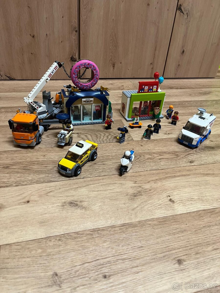 LEGO City 60233 Otevření obchodu s koblihami