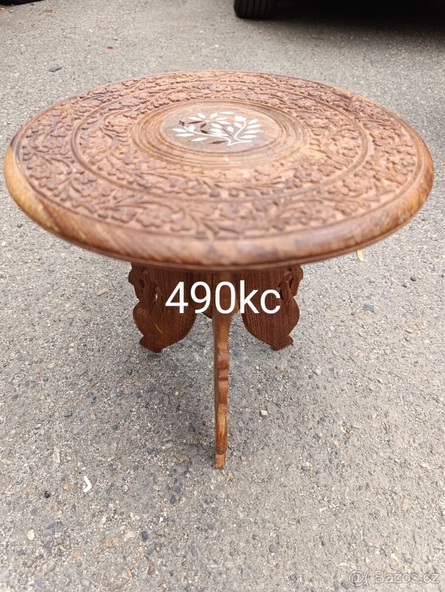 Nábytek