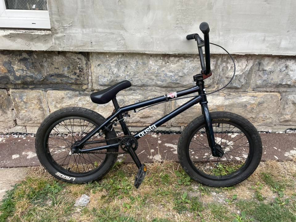BMX Mafia Gusta 18″ tmavě modrá metalíza