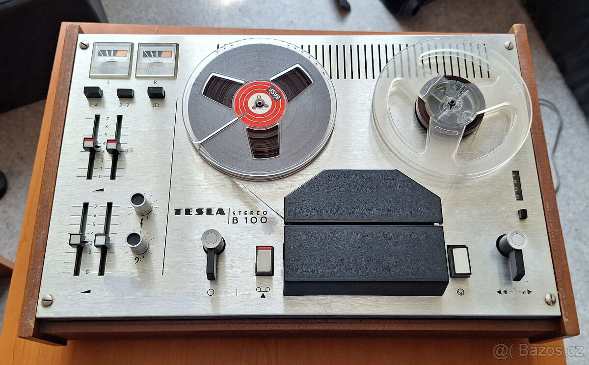 cívkový magnetofon B100