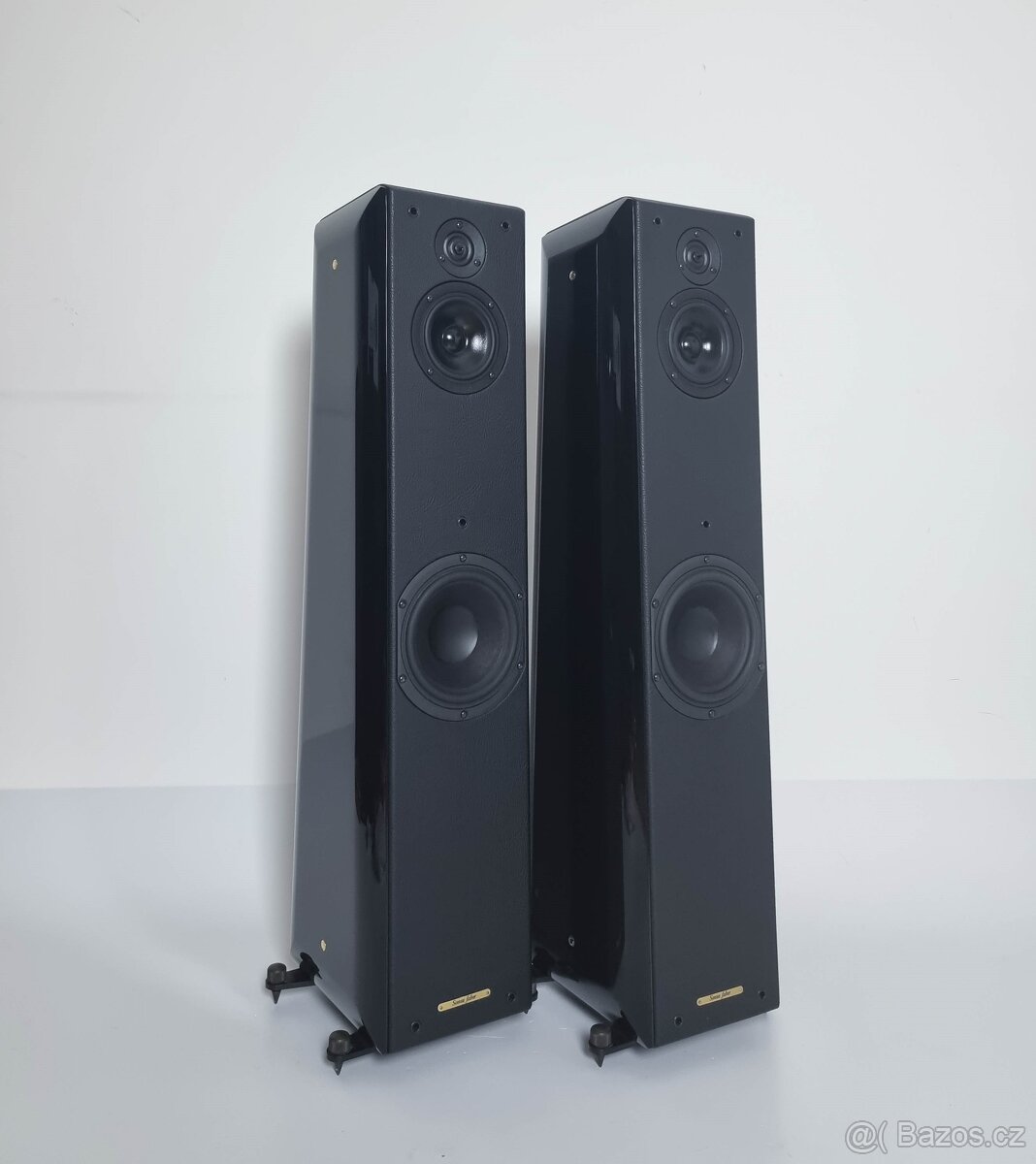 Sonus Faber Toy Tower / / Dovoz v cene : Praha ,Olomouc , Os
