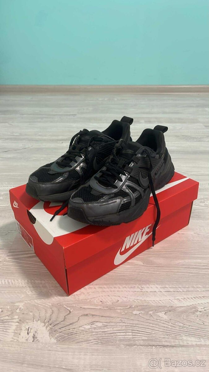 Nike V2K Run