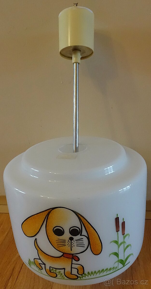 Retro dětský lustr se psem – skleněné stínidlo, 70.–80. léta