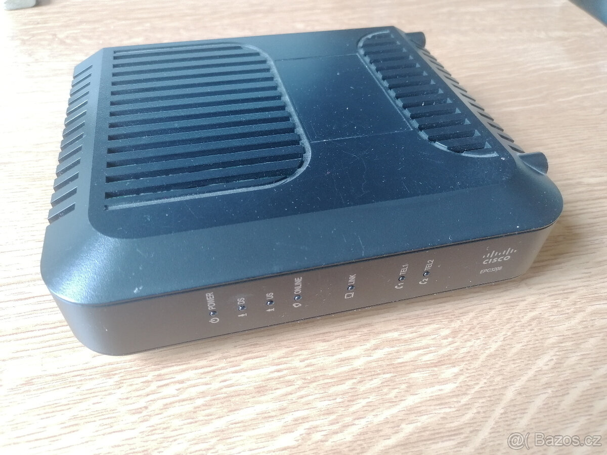 Cisco Model EPC3208 optický modem UPC/Vodafone