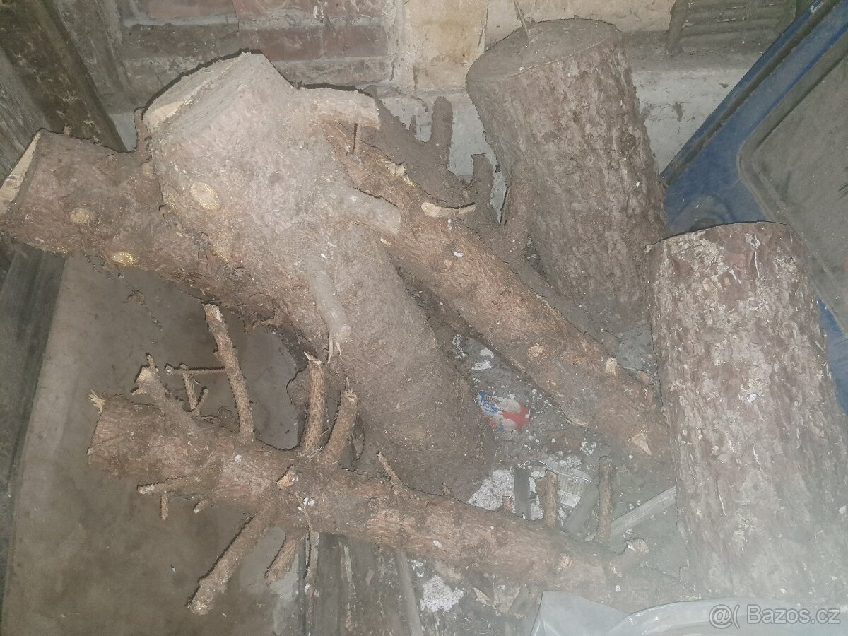 Dřevo ze smrku, smrkové dřevo