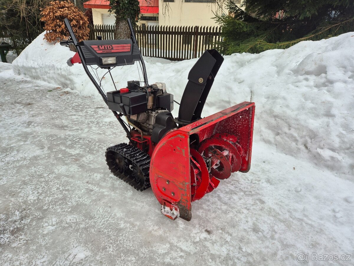 Sněhová fréza pásová MTD šířka 66 cm