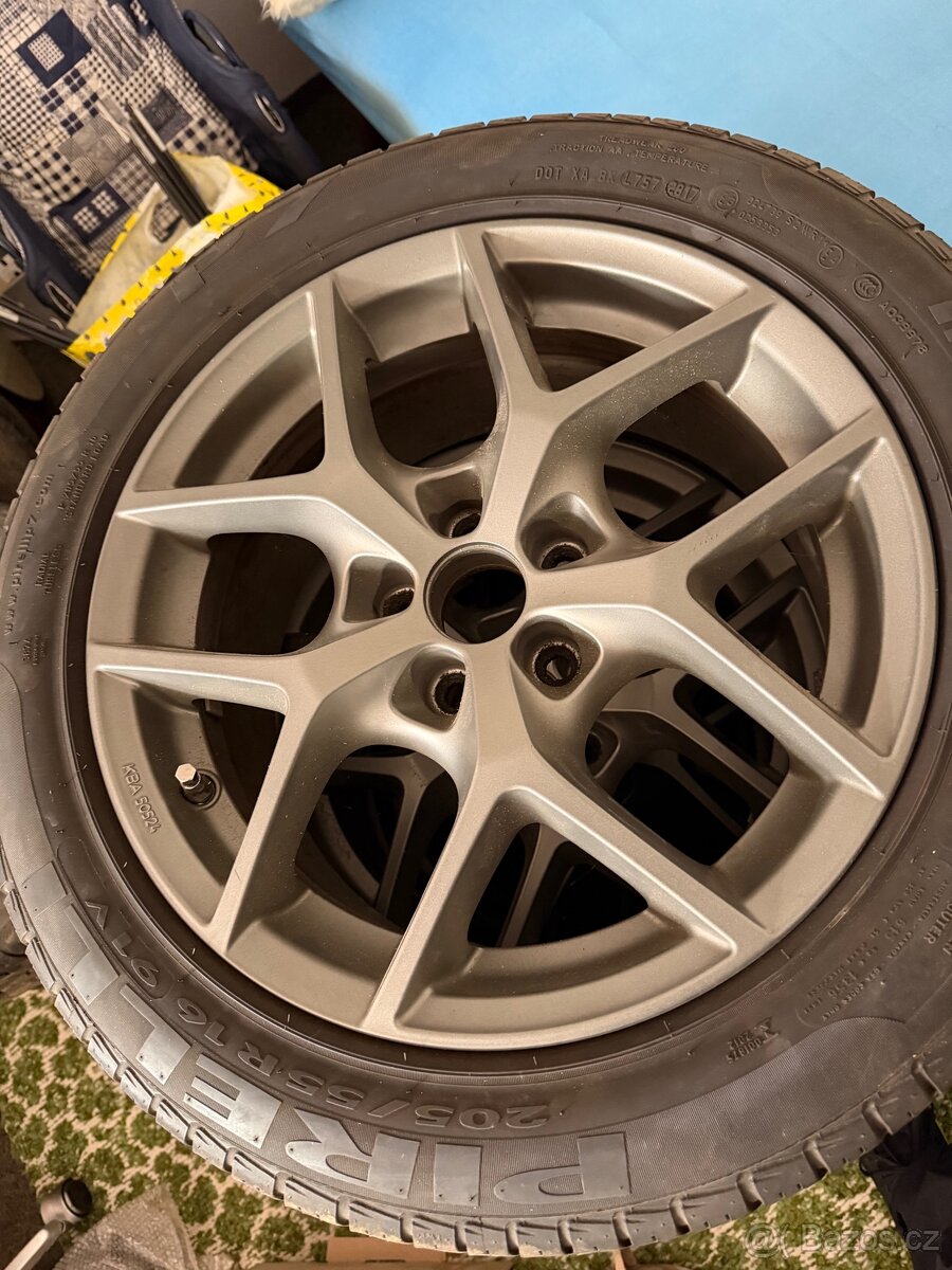 Borbet Y 5x100 R16, Pirelli P7 205/55 R16