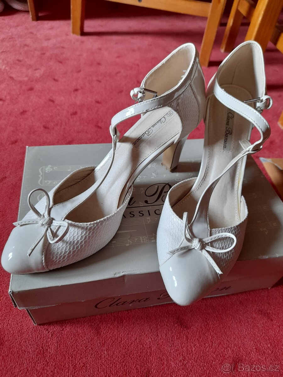 Dámské lodičky CCC, vel.39