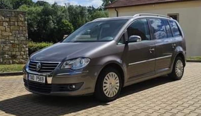 Volkswagen Touran 1.4 TSI Trendline / nové rozvody