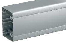 Hliníkové instalační kabelové kanály.