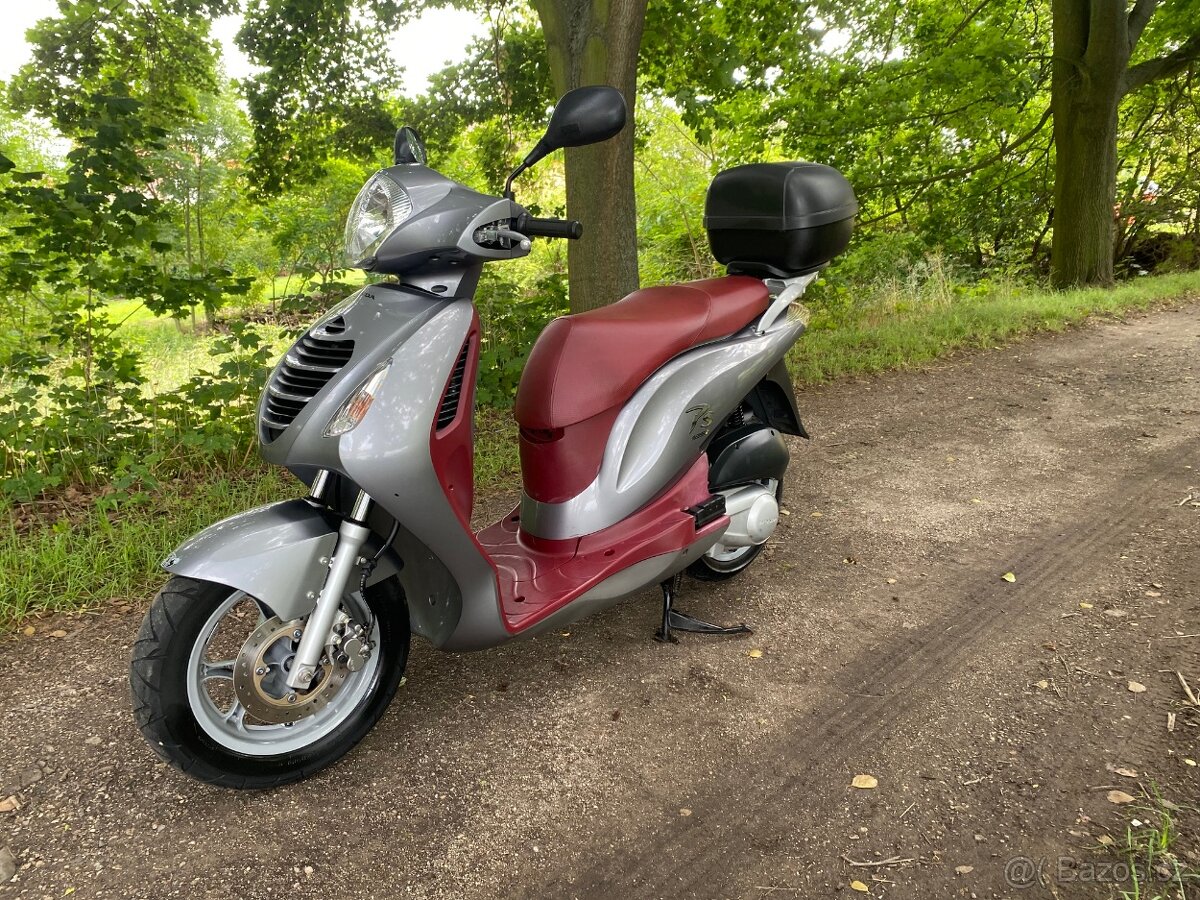 Honda Ps 125 i.e