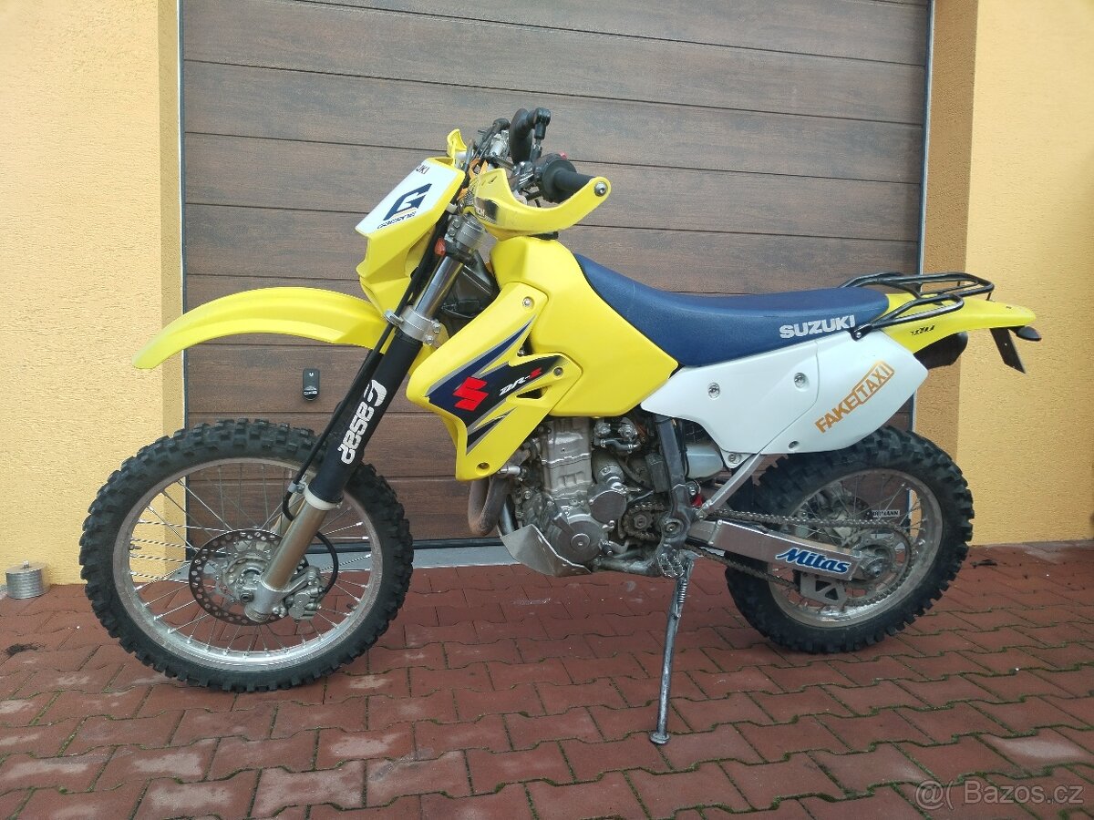Suzuki DRZ400E