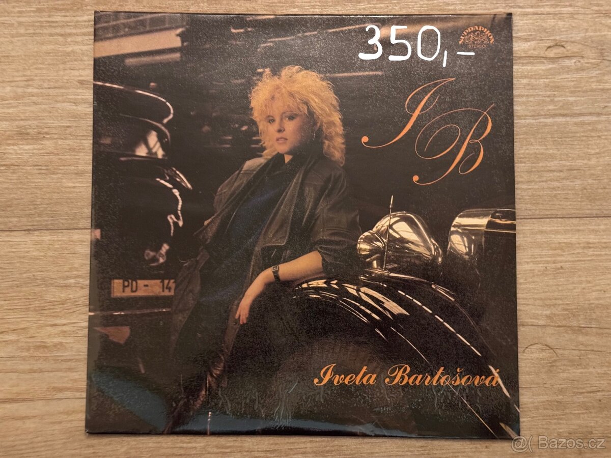 8 x LP desky (Madonna, Bartošová, Gott, Becaud, Fitzgerald.)