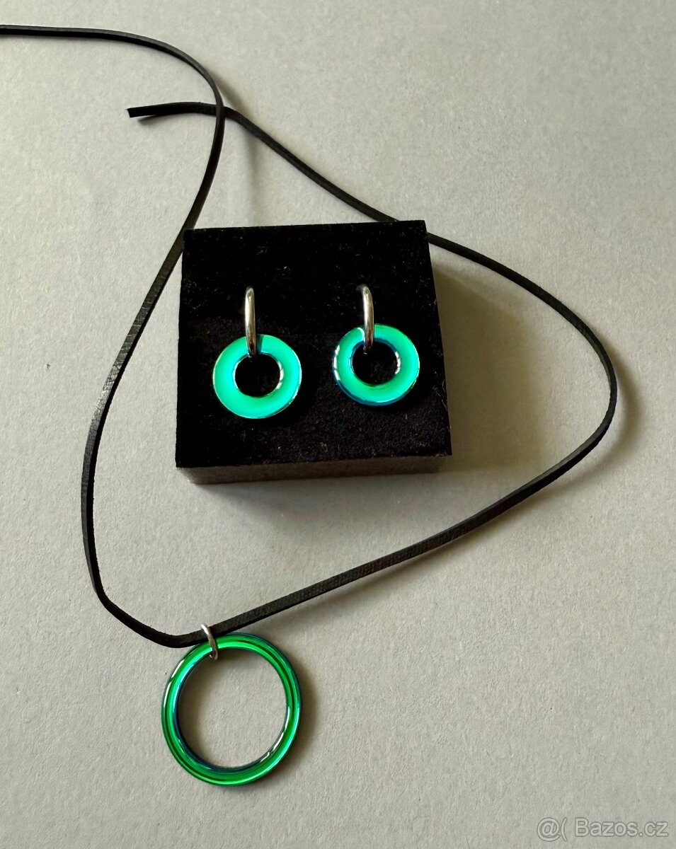 Orig. veselý set přívěsek + náušnice, chameleon, sleva.