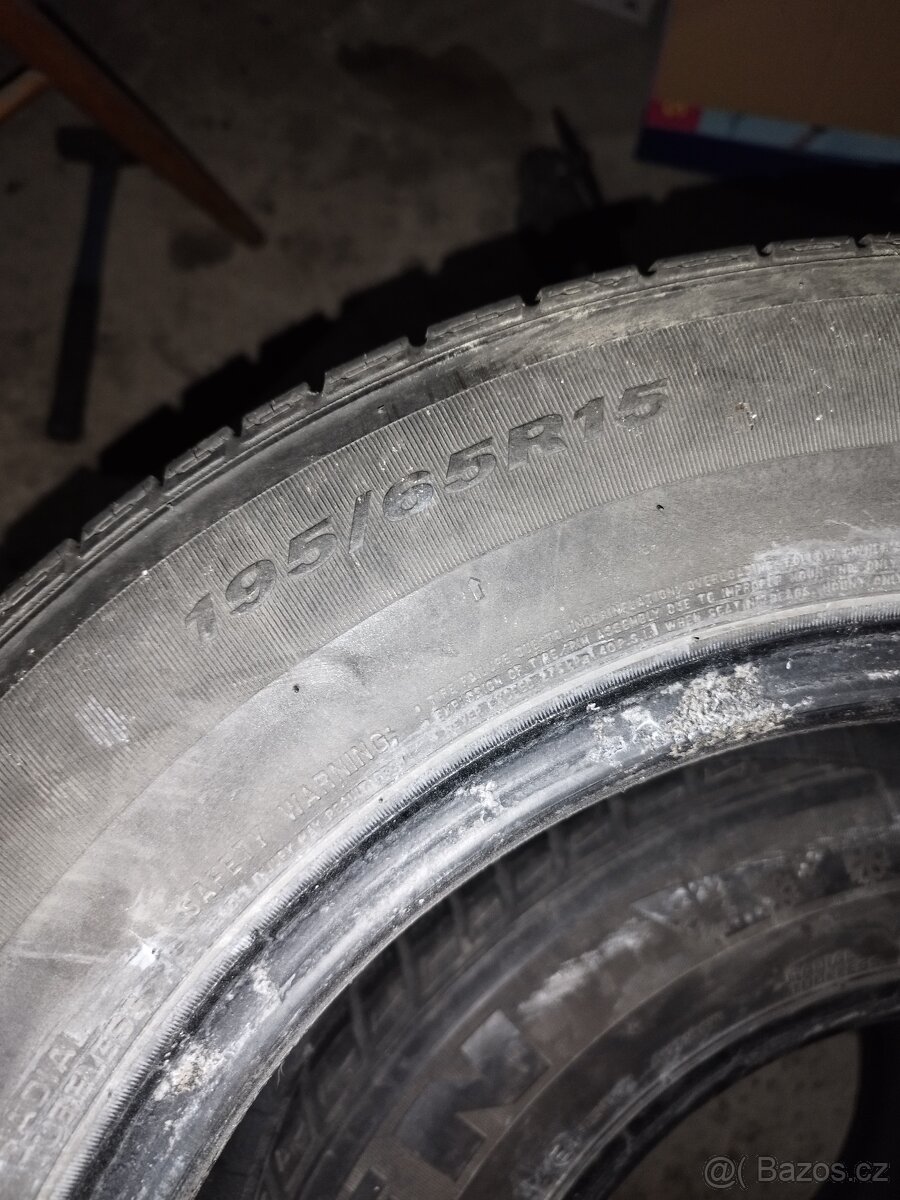 Pneu 195/65r15