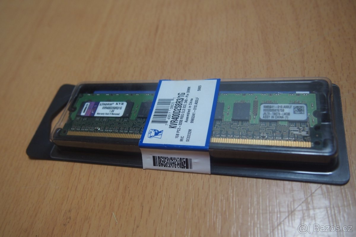 RAM paměť 1GB
