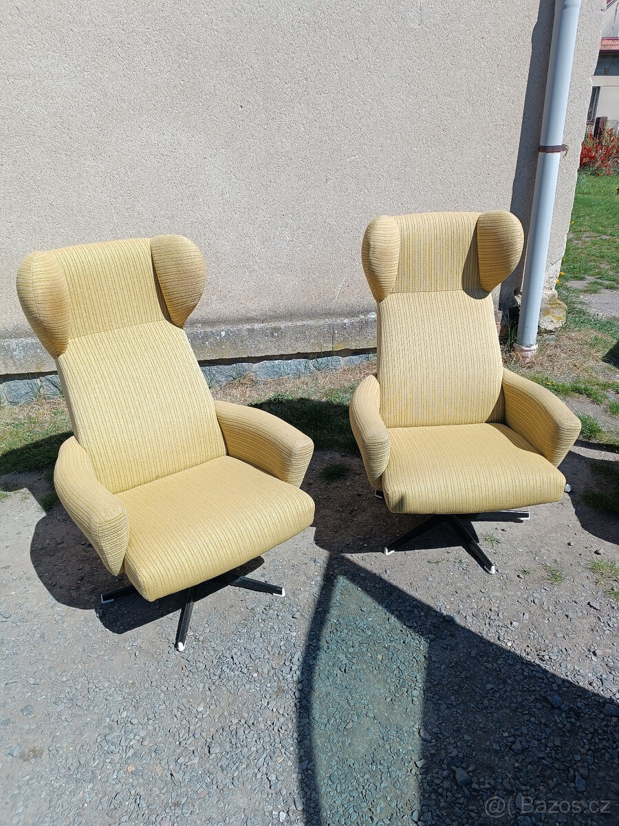 2ks Retro otočná křesla - Ušák