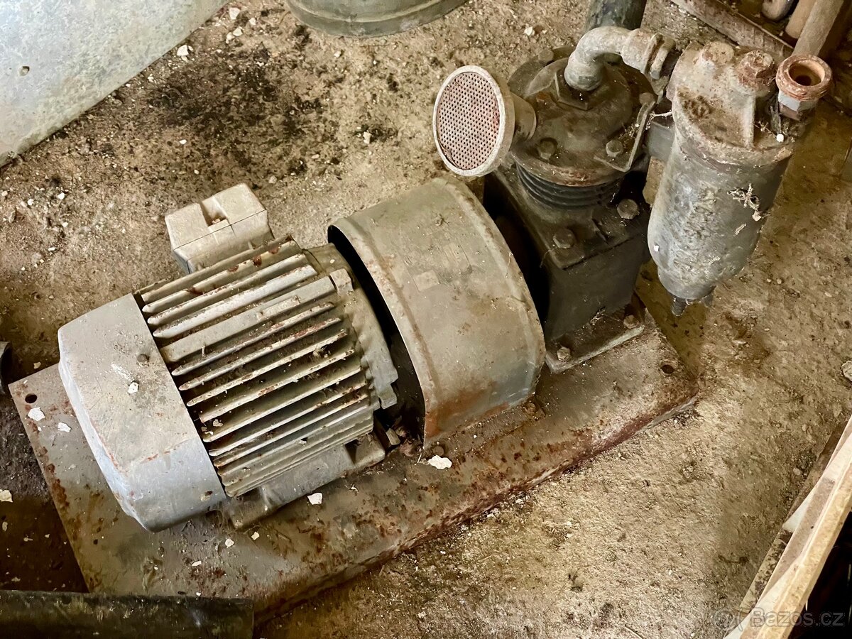 2/ Elektromotor spolu se vzduchovým kompresorem