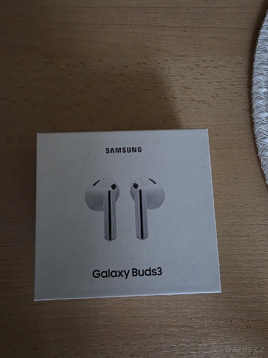 Galaxy buds3 bílé