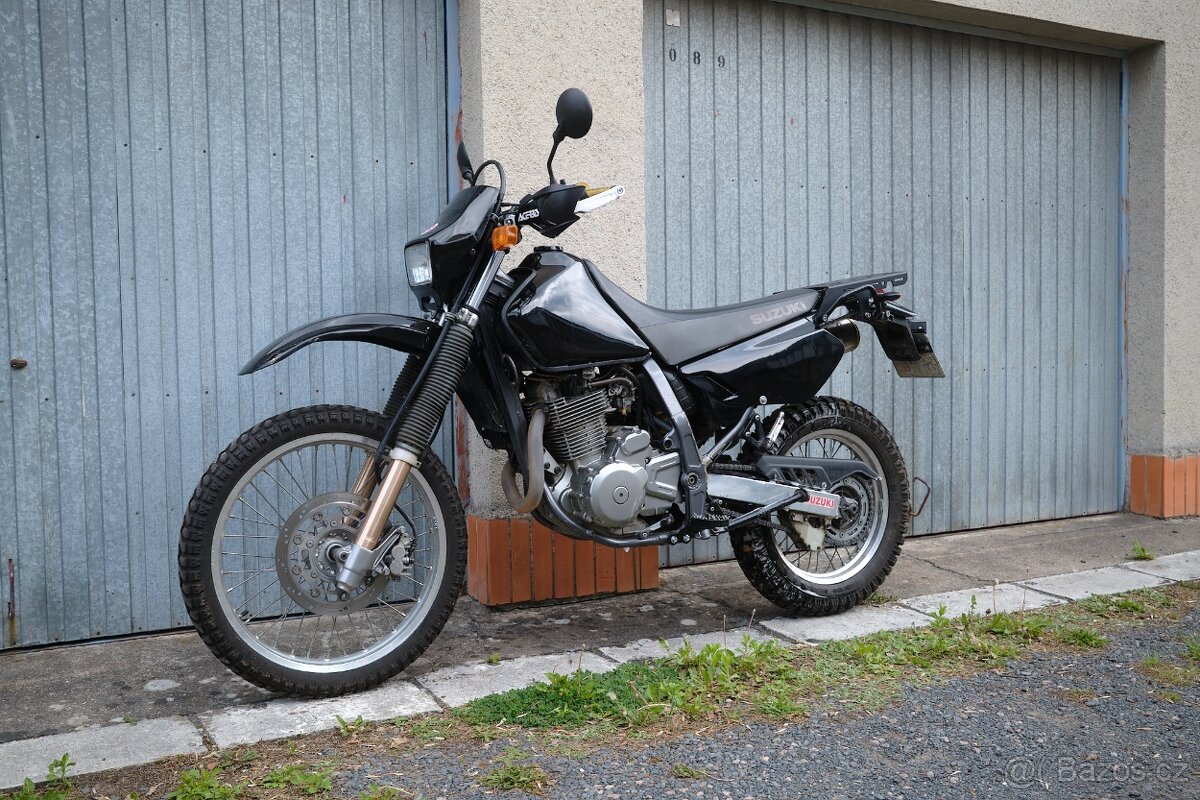 Suzuki DR 650 SE(SP46B)