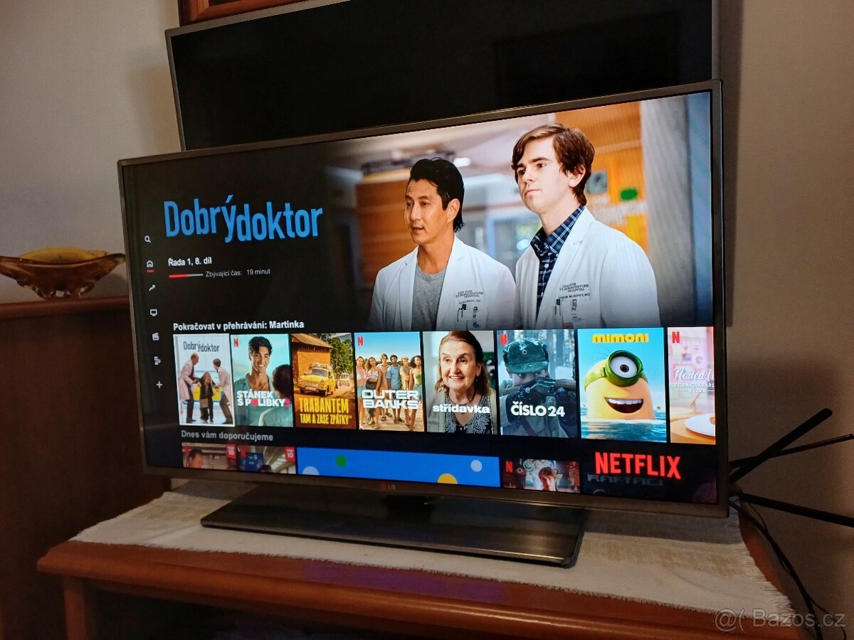 Smart TV LG 42LB650-úhlopříčka 106cm, Wi-Fi, DVB-T2