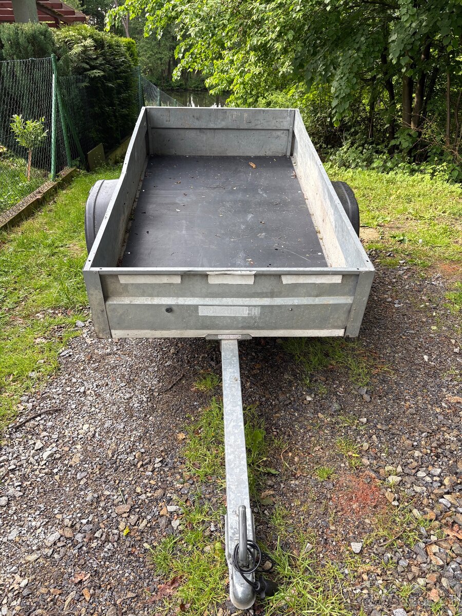 Kára za auto