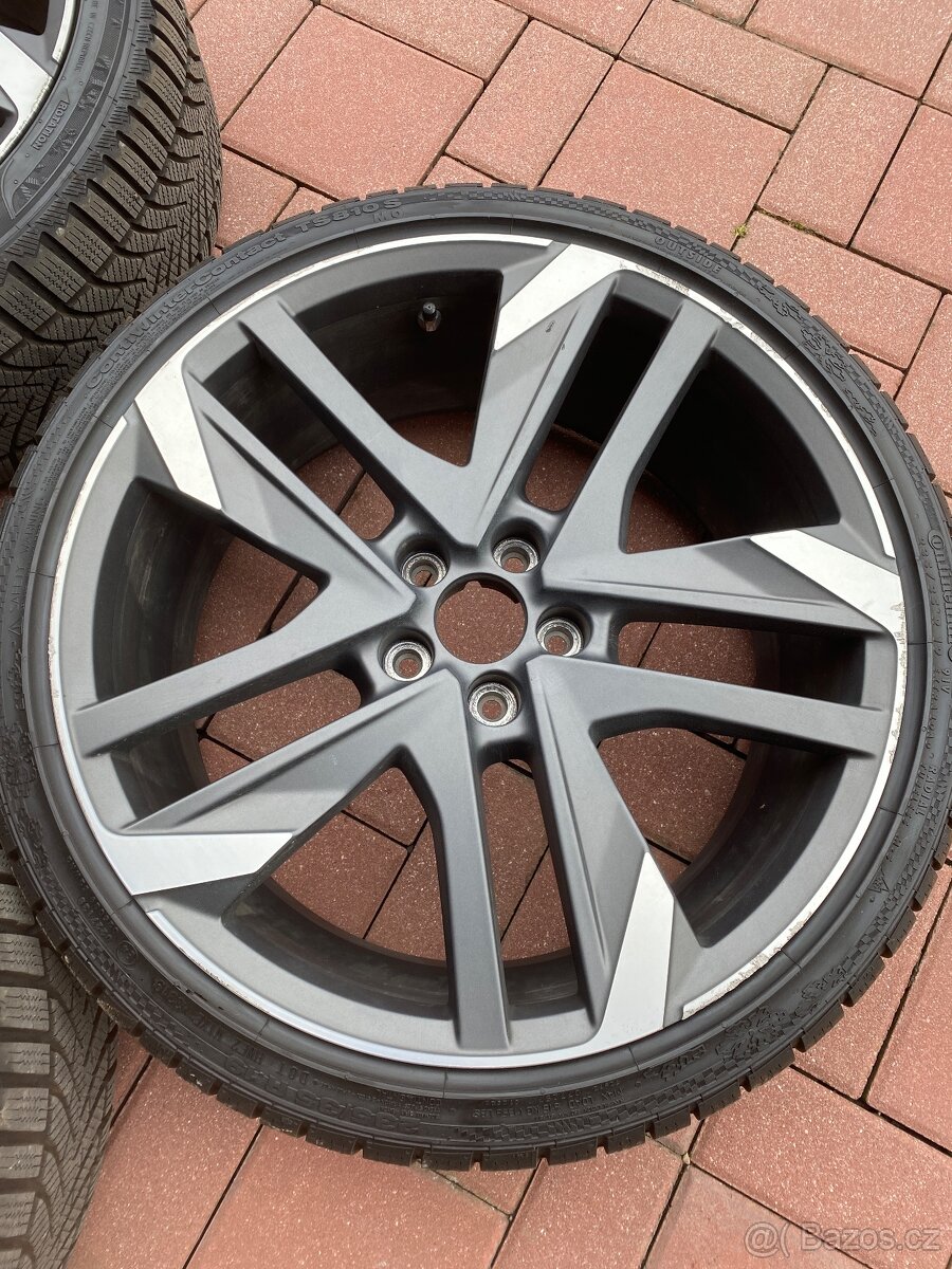 Original sada r 19 Carbone Peugeot 308 gti