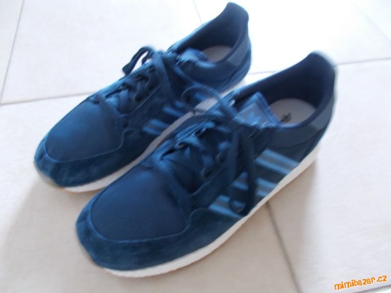 Botasky Adidas forest grove vel.44