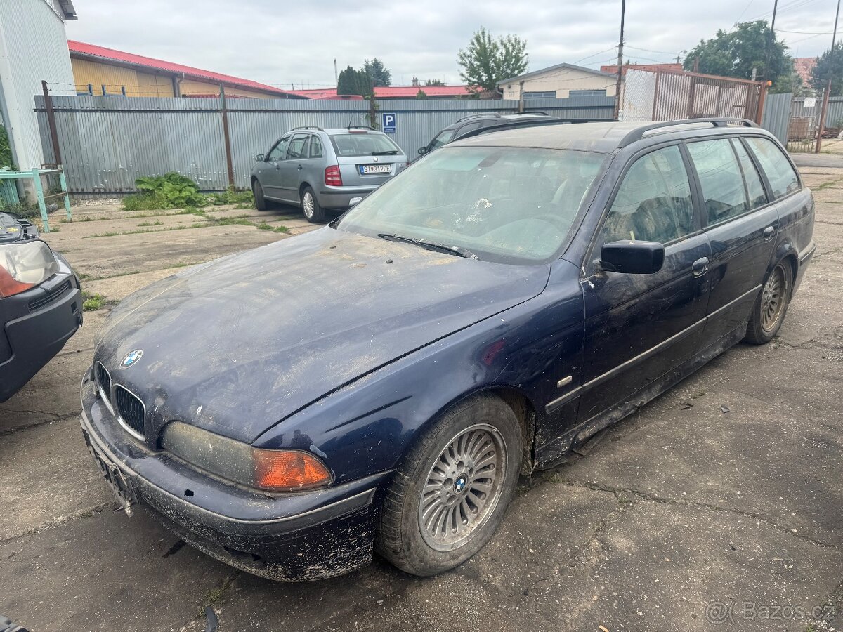 BMW E39 na náhradní díly ND