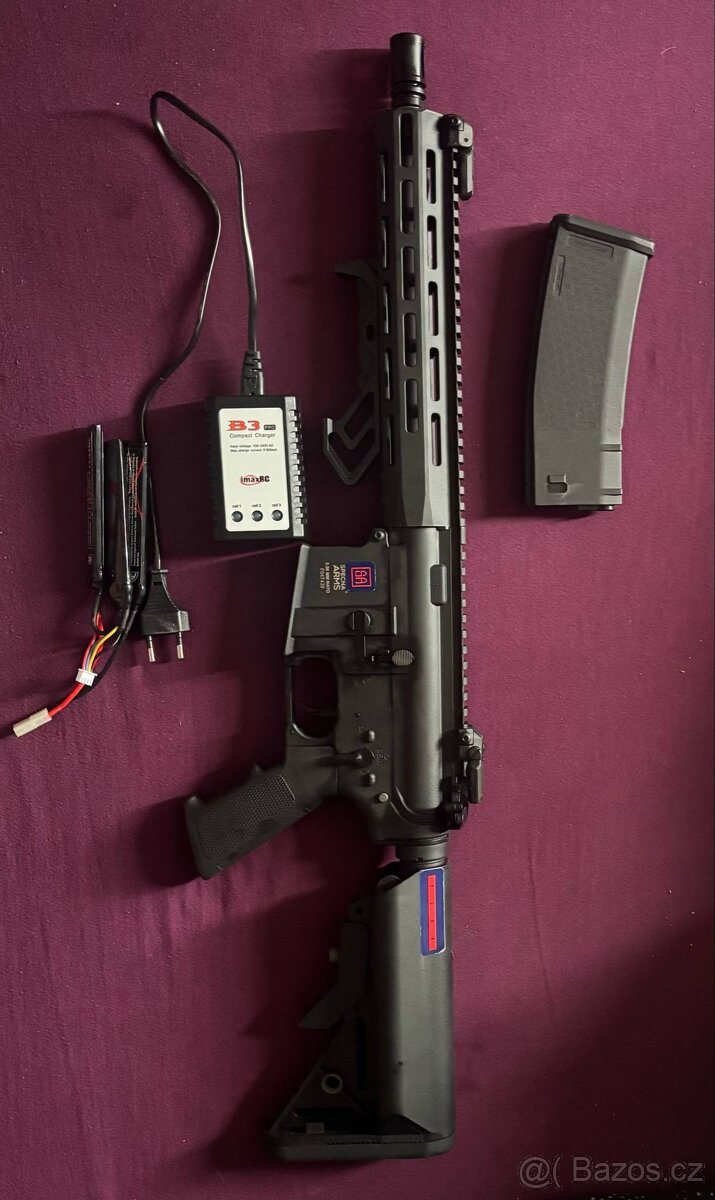 SA M4 Carbine M-LOK (SA-F03 FLEX™) + VESTA