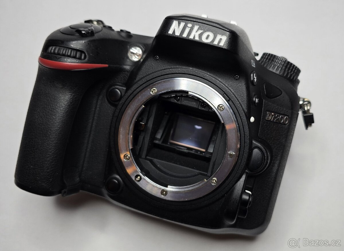 Nikon D7200