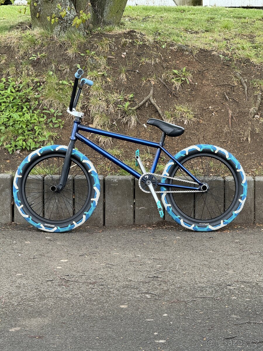 FLYBIKES 2019 PROTON FC LHD Custom