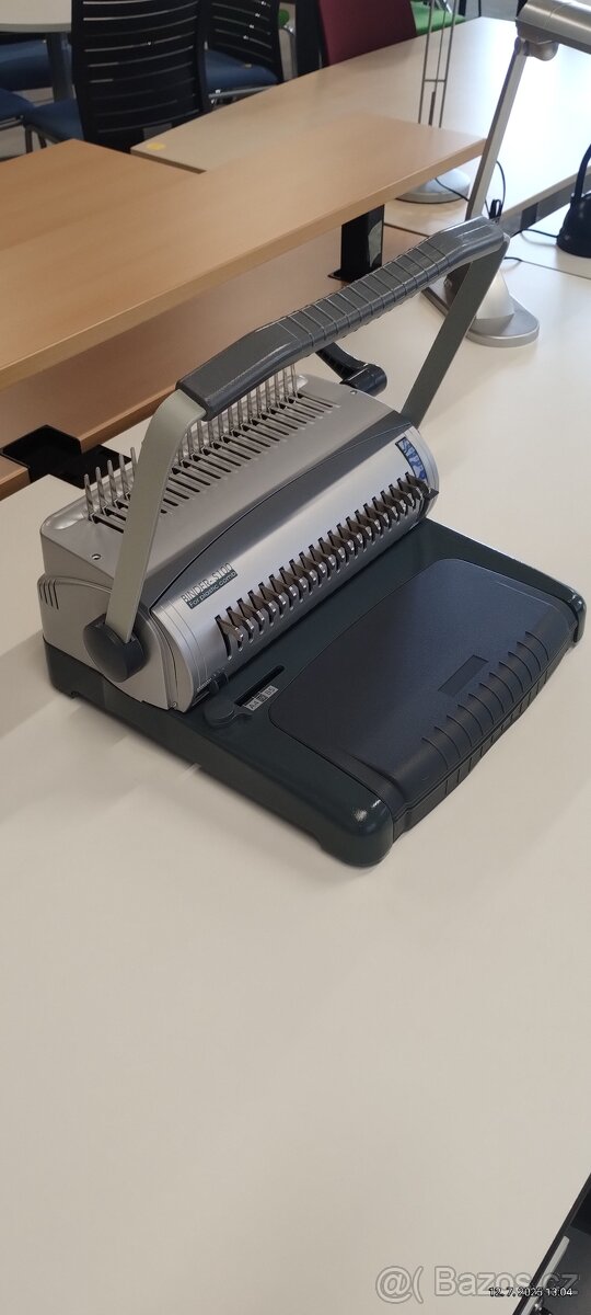 Kroužkový vazač COMB S-100
