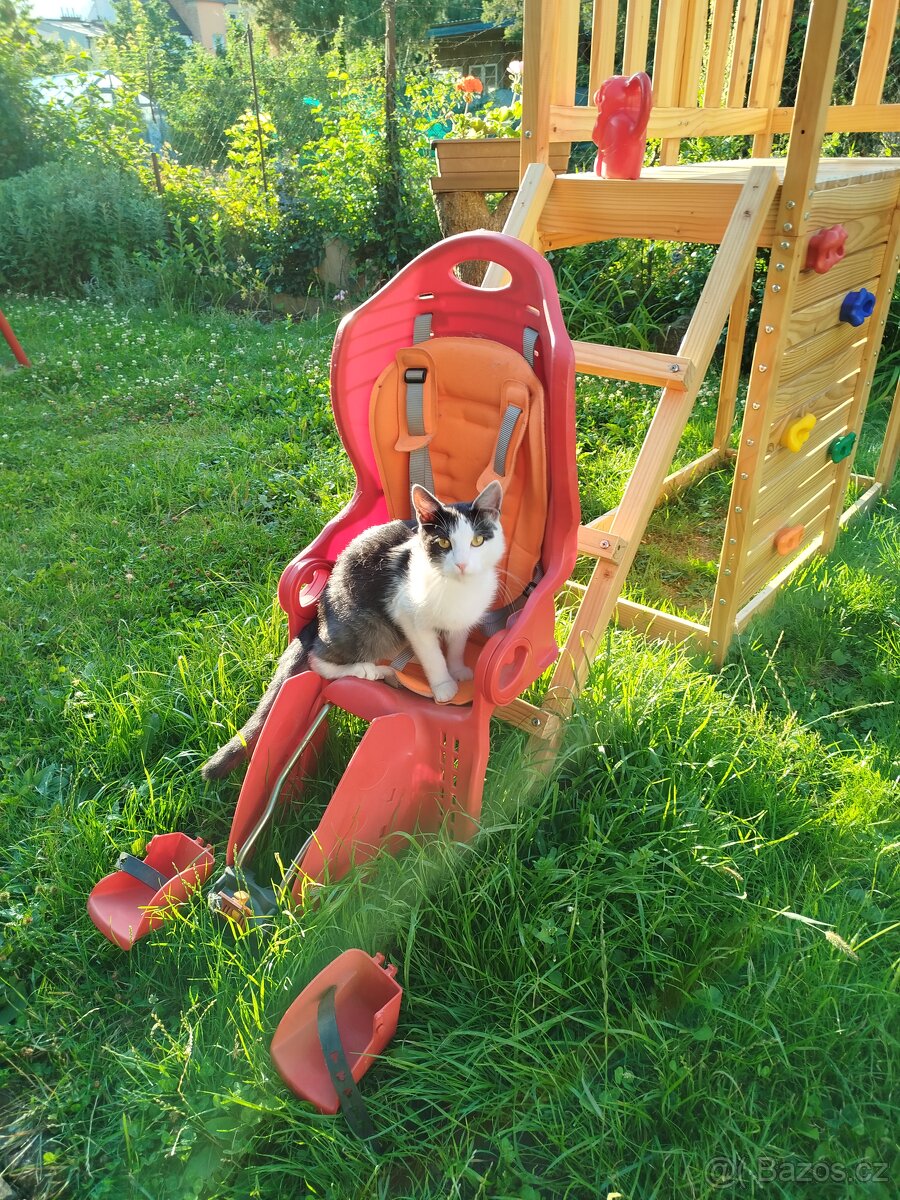 sedačka na kolo