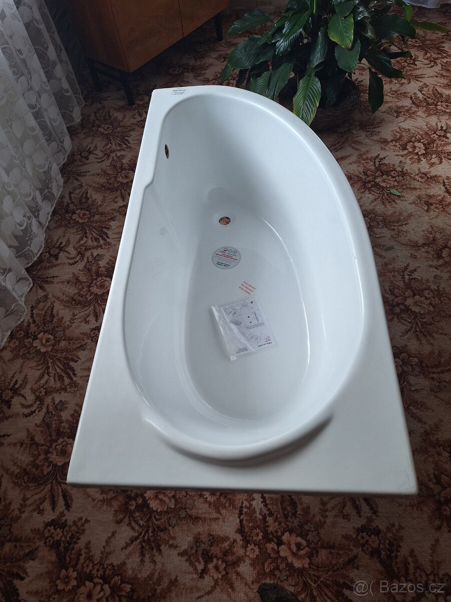 Akrylátová vana 140 x 70 cm