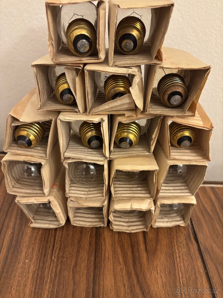 Staré žárovky retro TESLA