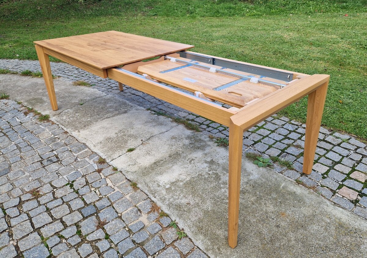 Nový rozkládací stůl 90x140+100 cm