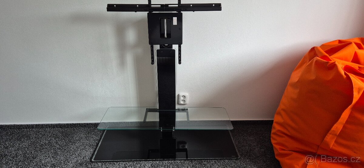 Televizní stolek, držák na televizi...