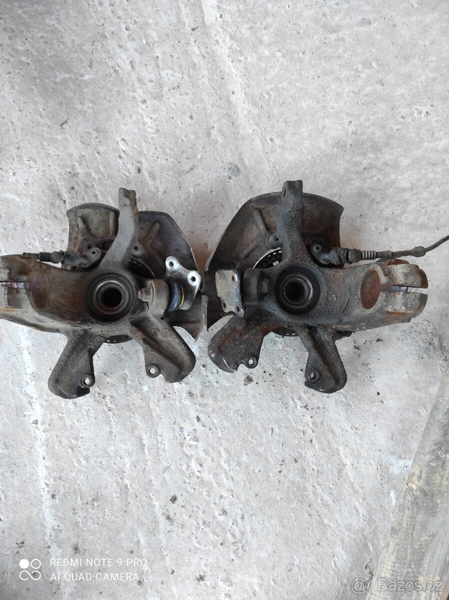 Přední těhlice Škoda Octavia I, VW Golf IV