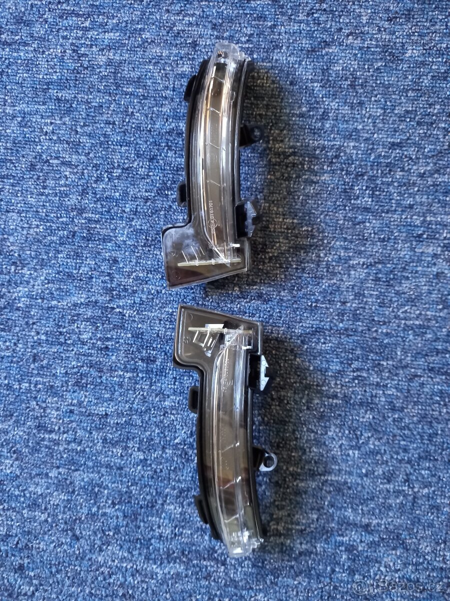 ŠKODA OCTAVIA III FACELIFT-BLINKRY do ZRCÁTKA