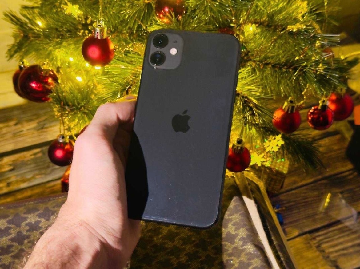 IPHONE 11 BLACK 64GB - BATERIE 98%