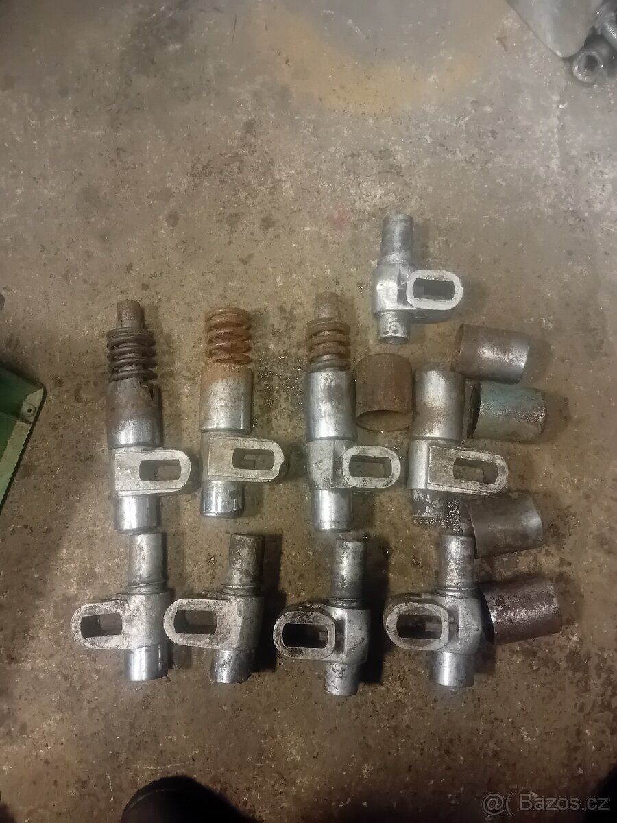 Kluzaky jawa pérák