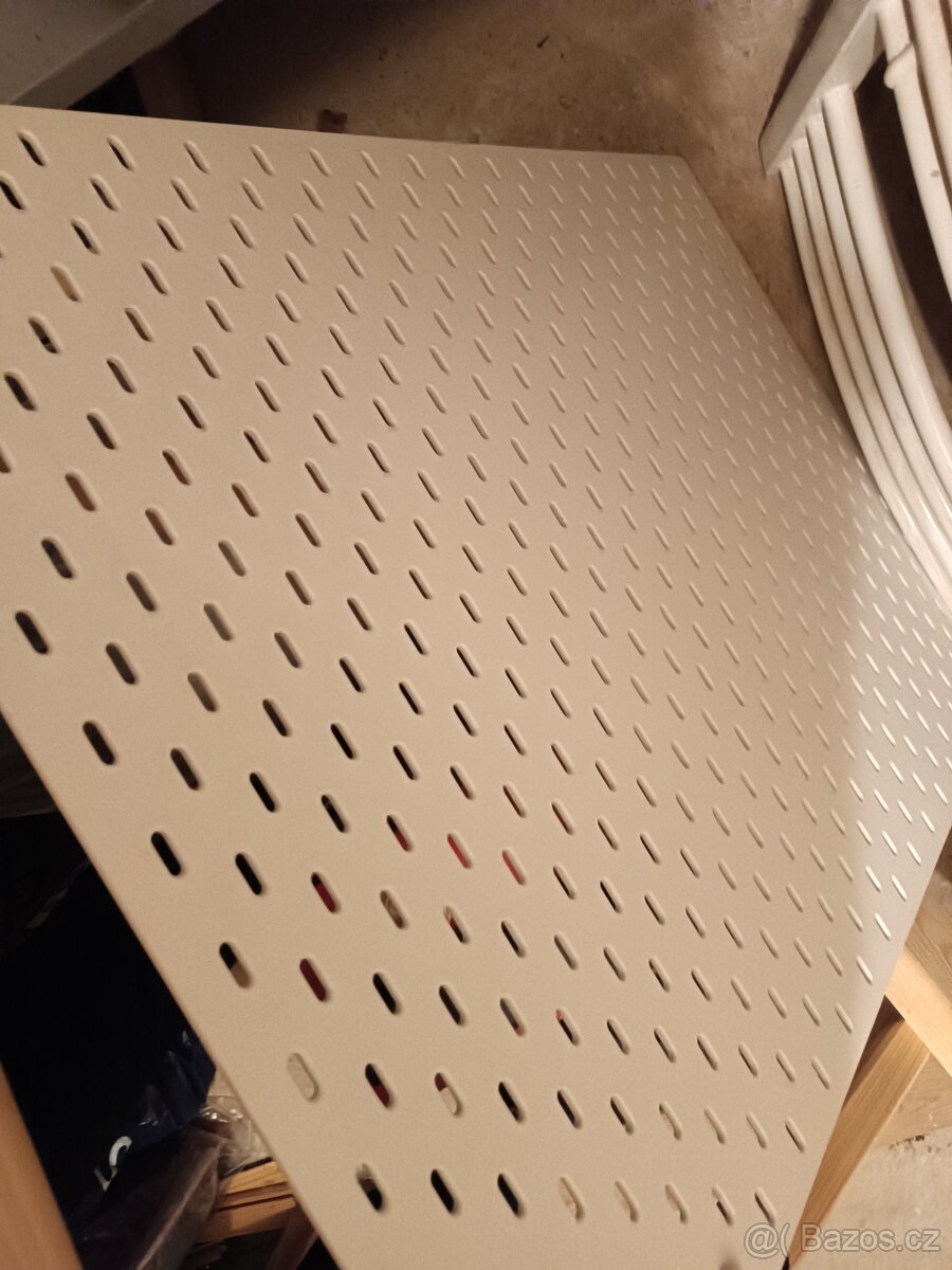 IKEA SKADIS