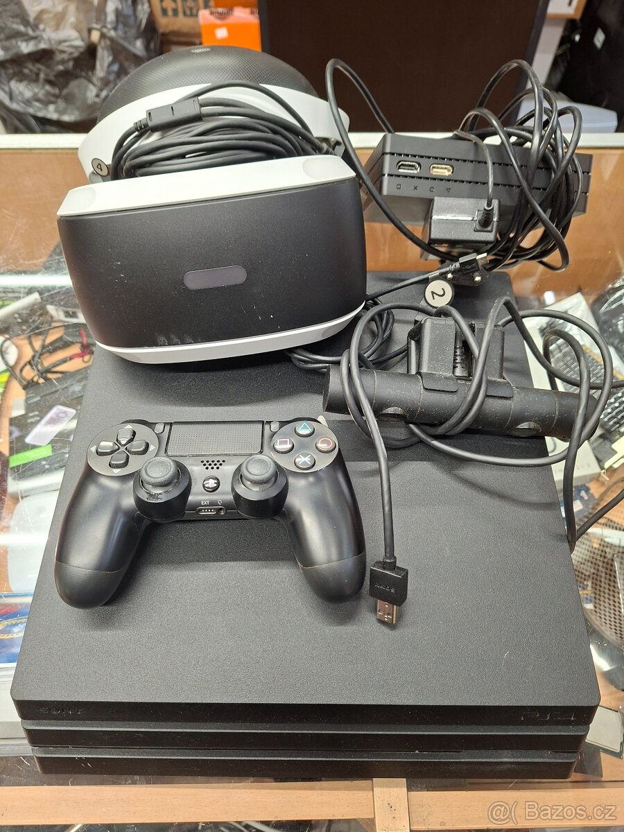 Sony playstation 4 PRO 1 TB + VR set