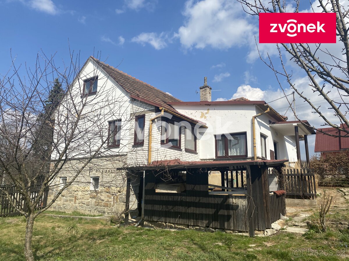 Prodej rodinného domu se zahradou ve Smolině u Valašských...