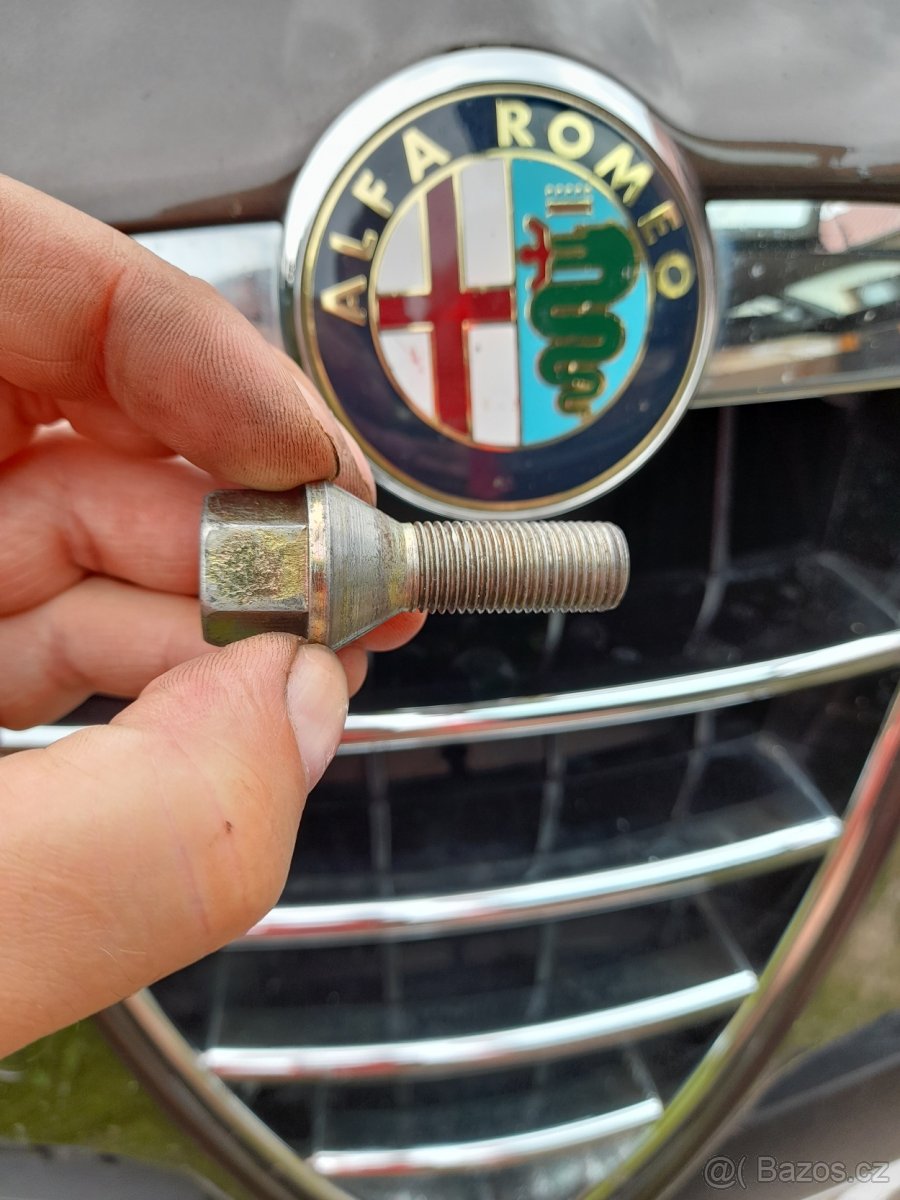 Šrouby Alfa Romeo 159 + bezpečnostní