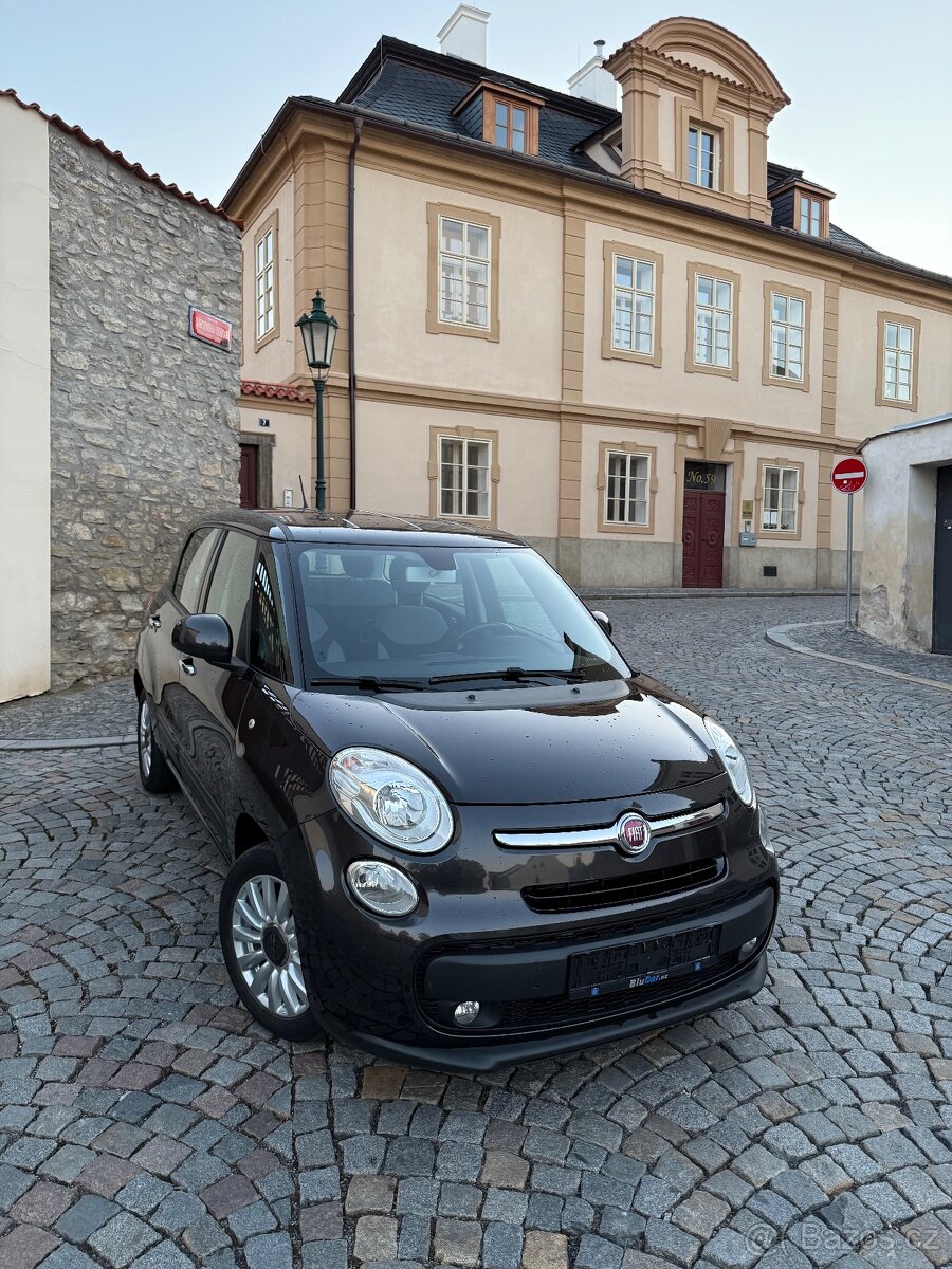 FIAT 500L 1.4i 16v koup.ČR 1.Majitelka Serviska 62tkm